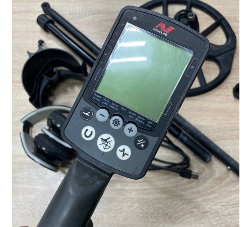 Б/У Металлоискатель Minelab Equinox 600 купить в Минске, Беларуси